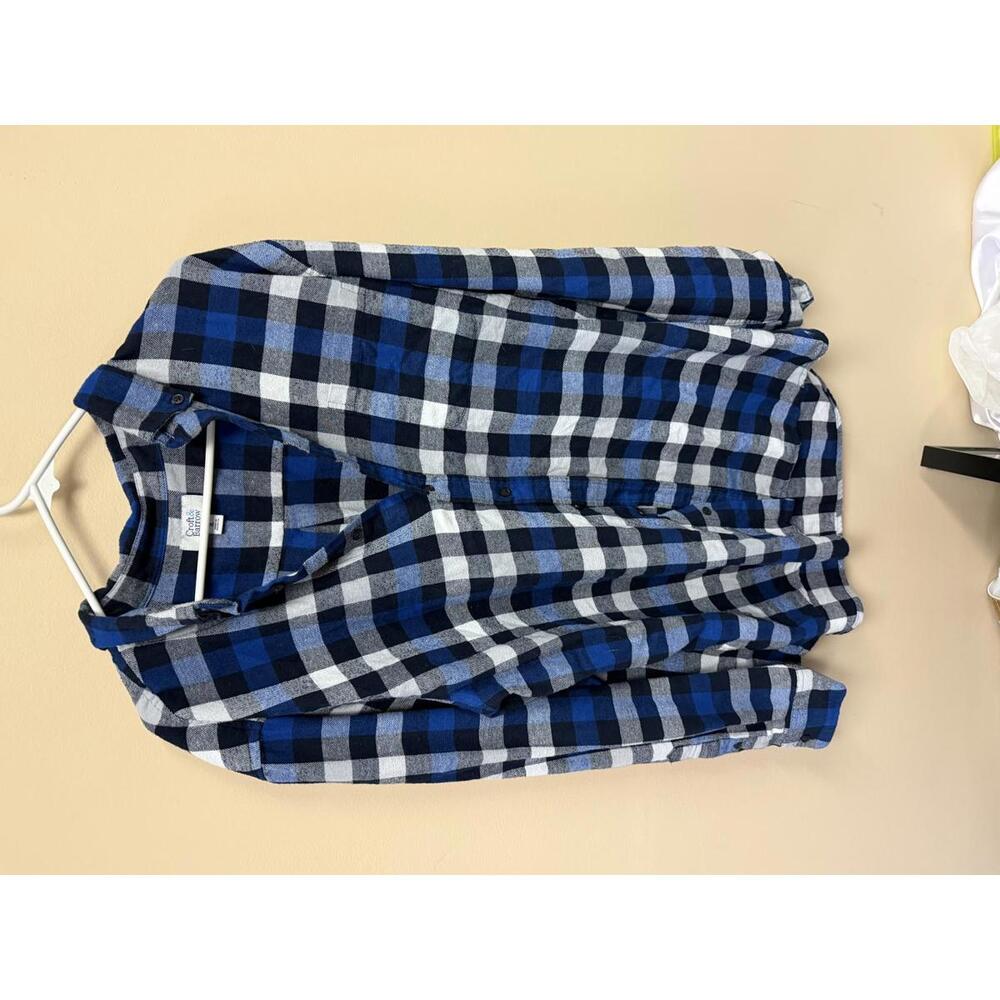 Croft & Barrow Men's XL Blue and Black Plaid Casual Shirt